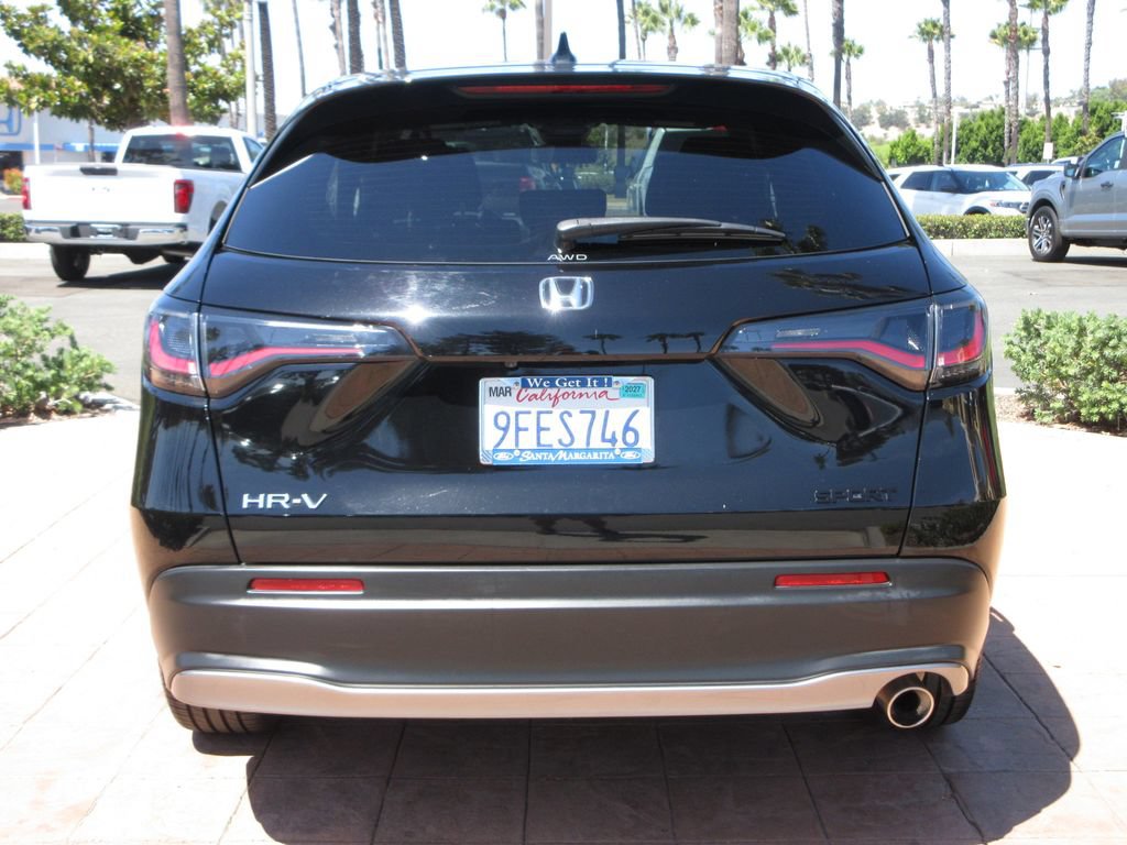 Used 2023 Honda HR-V Sport image 3