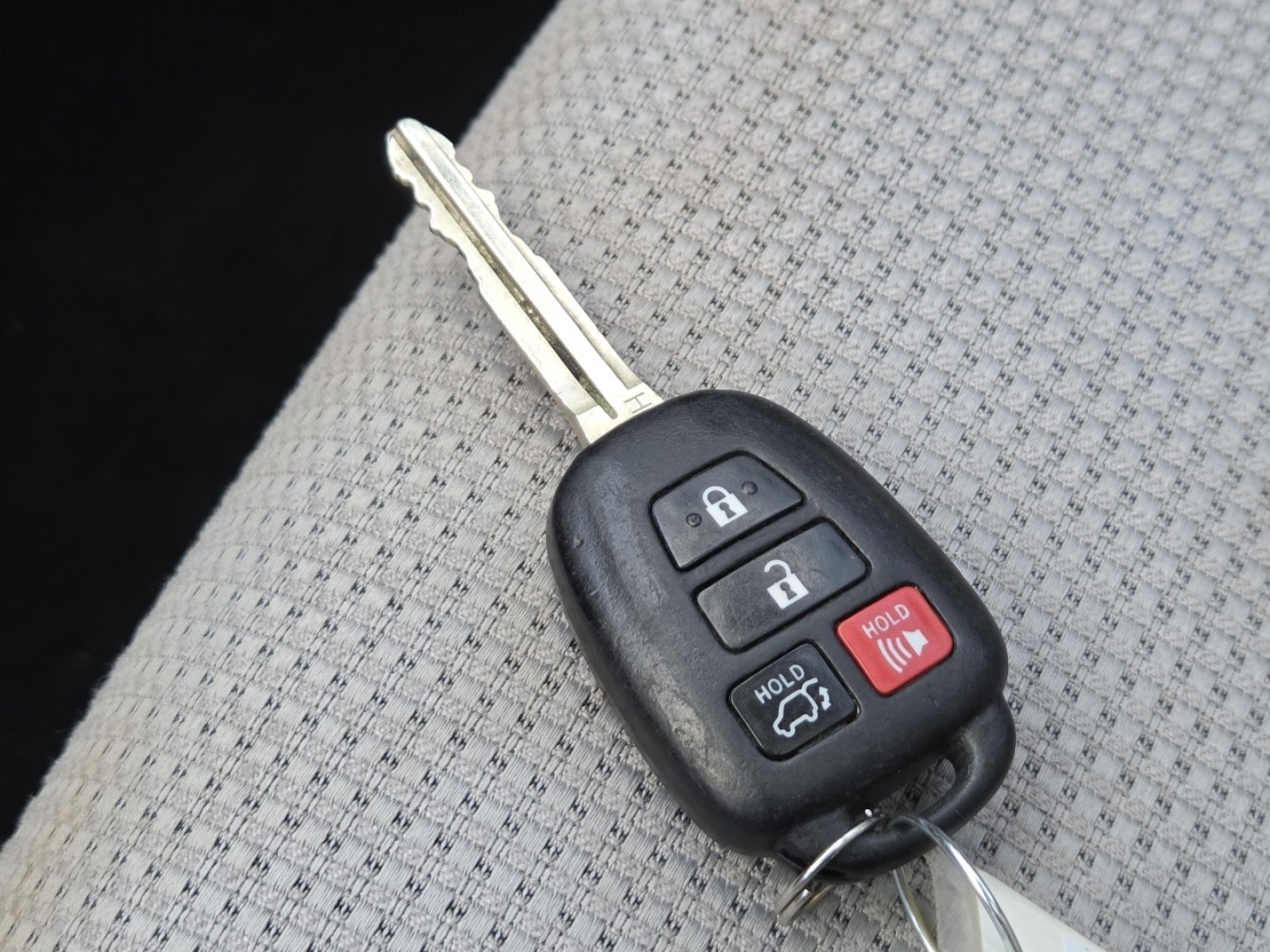 Used 2016 Toyota RAV4 XLE FWD image 33