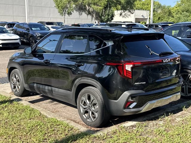 Used 2024 Kia Seltos S FWD image 4