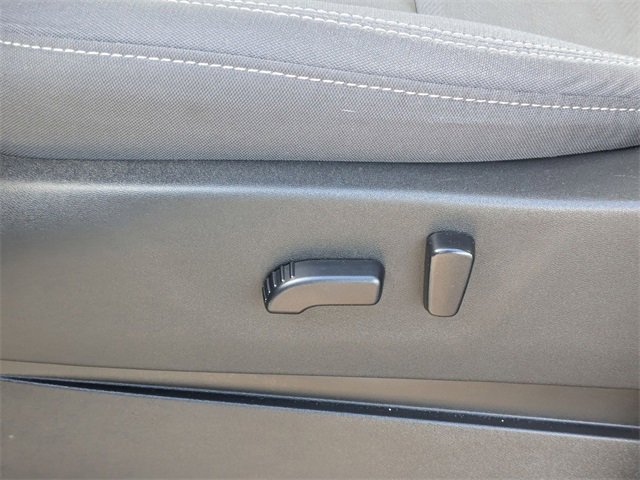 Used 2022 Nissan Frontier SV image 16