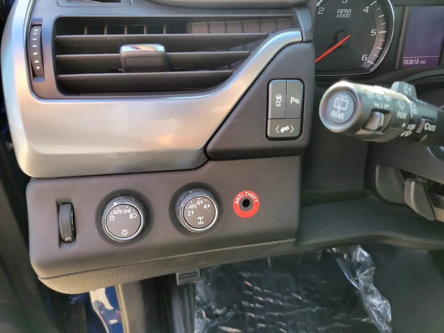 Used 2016 Chevrolet Tahoe 4WD w/ Remote Keyless Entry Package image 23