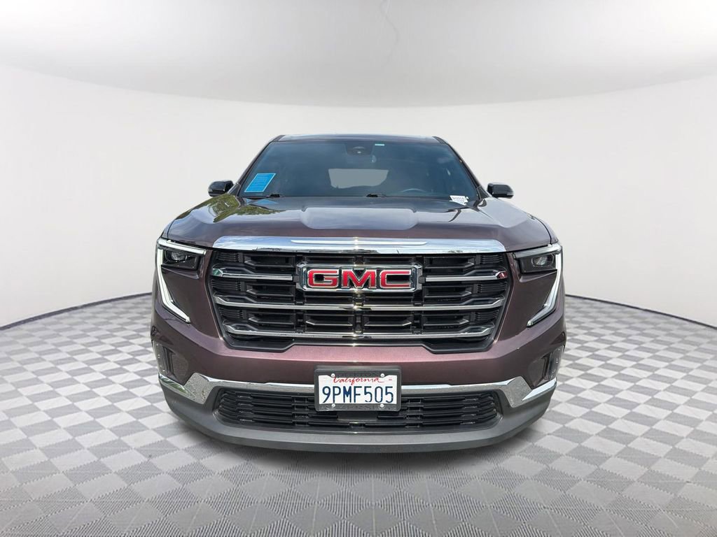 Used 2024 GMC Acadia Elevation w/ Luxury Package image 2