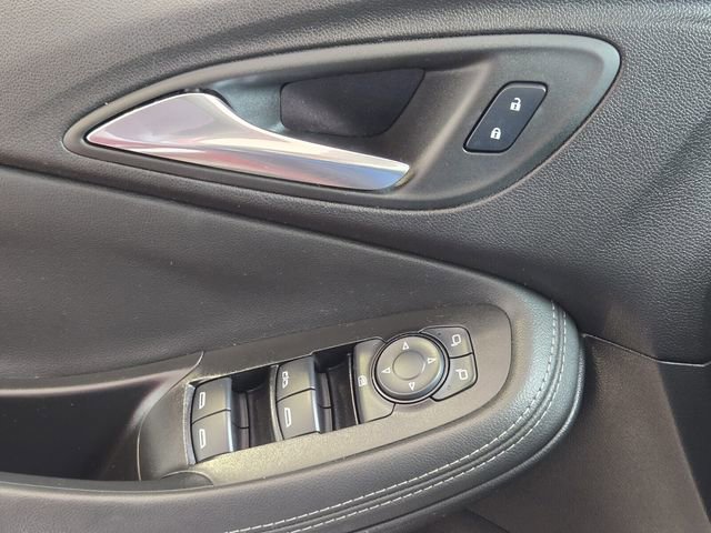 Certified 2023 Buick Encore GX Preferred w/ Cold Weather Comfort Package FWD image 29