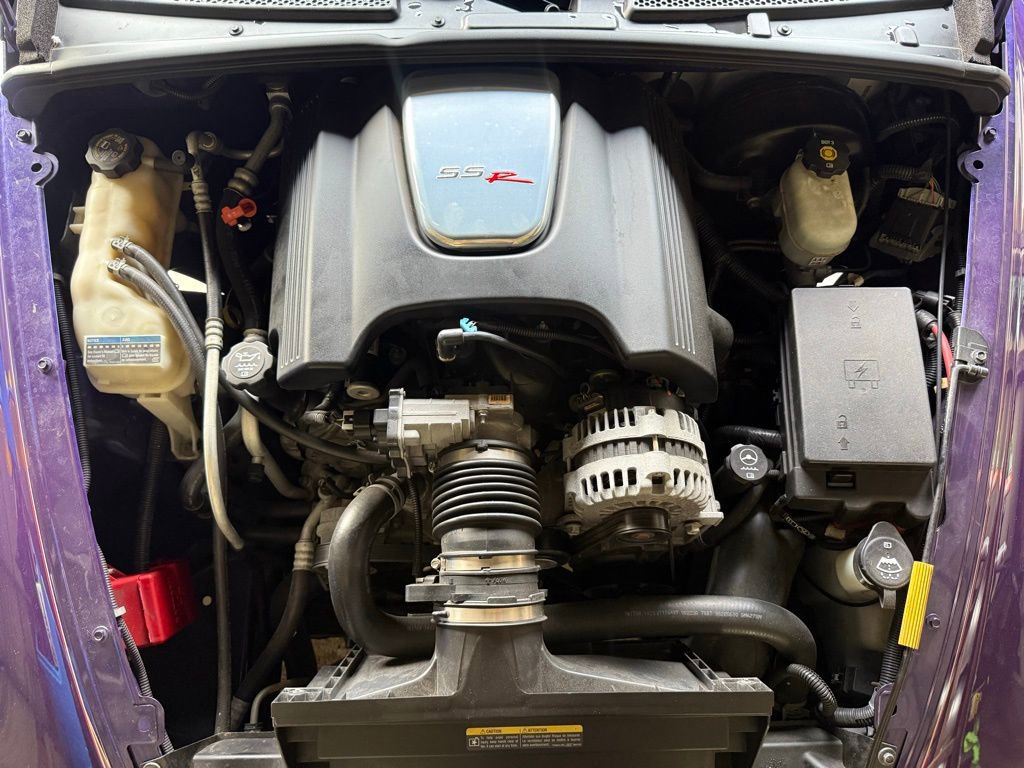 Used 2004 Chevrolet SSR w/ Preferred Equipment Group RWD image 28