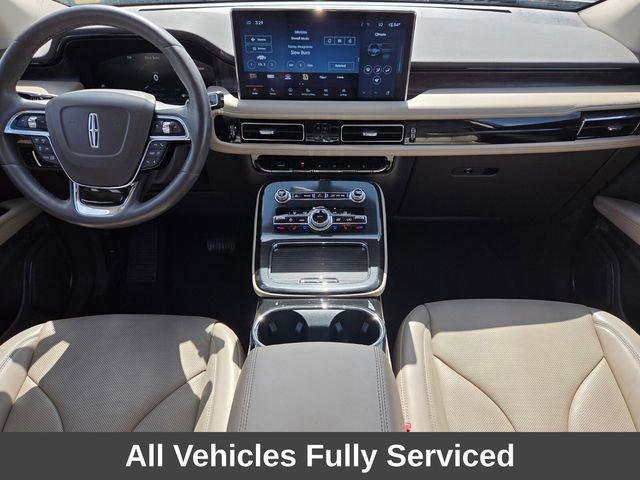 Used 2022 Lincoln Nautilus Reserve FWD image 12
