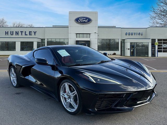 Used 2021 Chevrolet Corvette Stingray Coupe w/ 1LT image 4