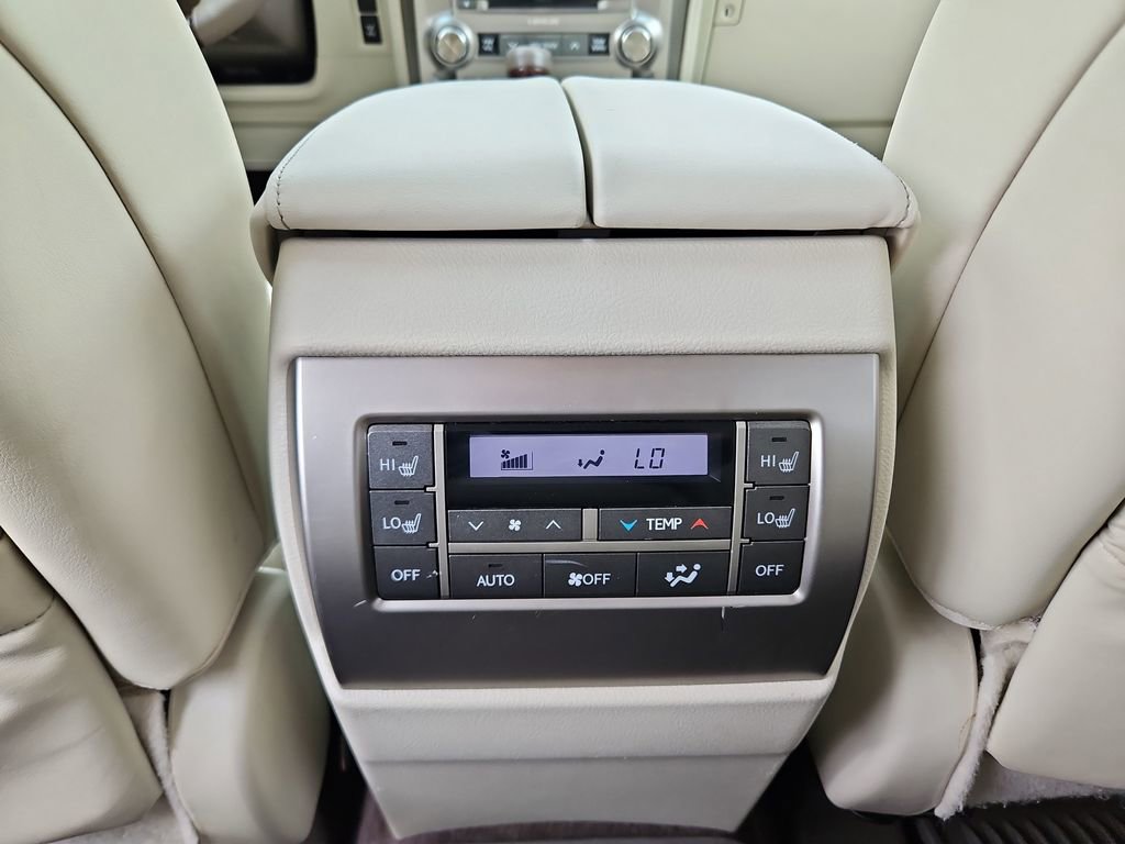 Used 2019 Lexus GX 460 Premium w/ Premium Package image 32