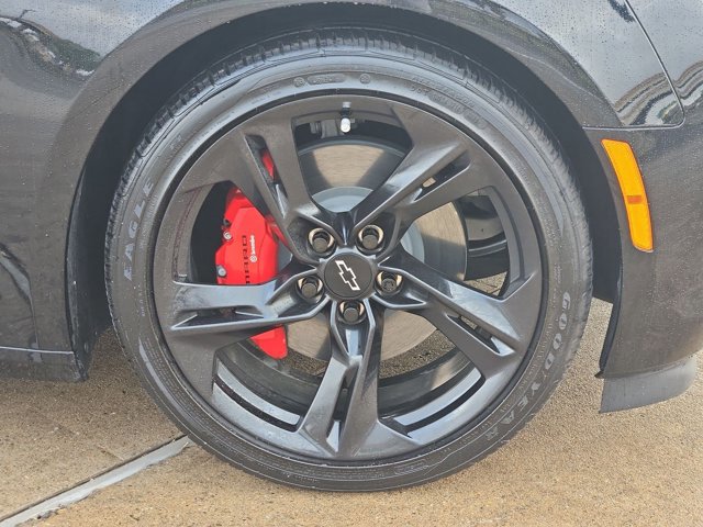 Used 2024 Chevrolet Camaro LT w/ RS Package image 21