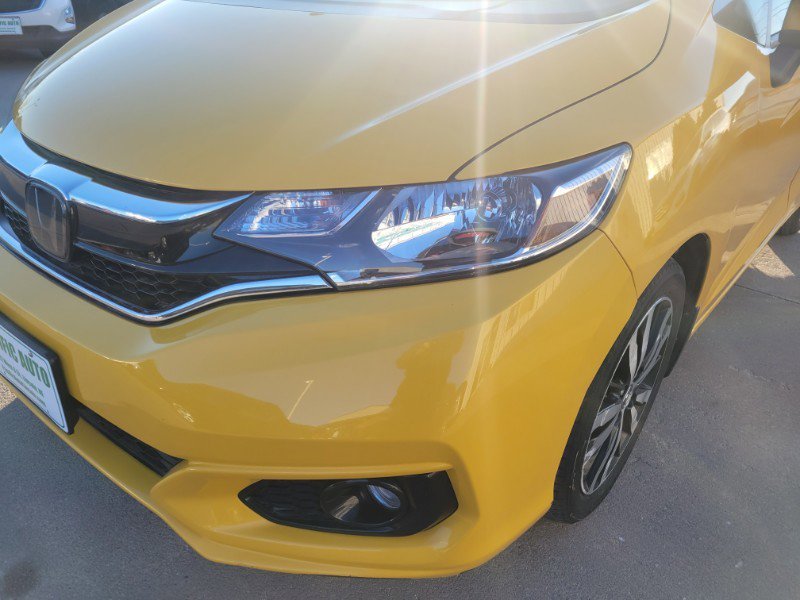 Used 2018 Honda Fit EX image 3
