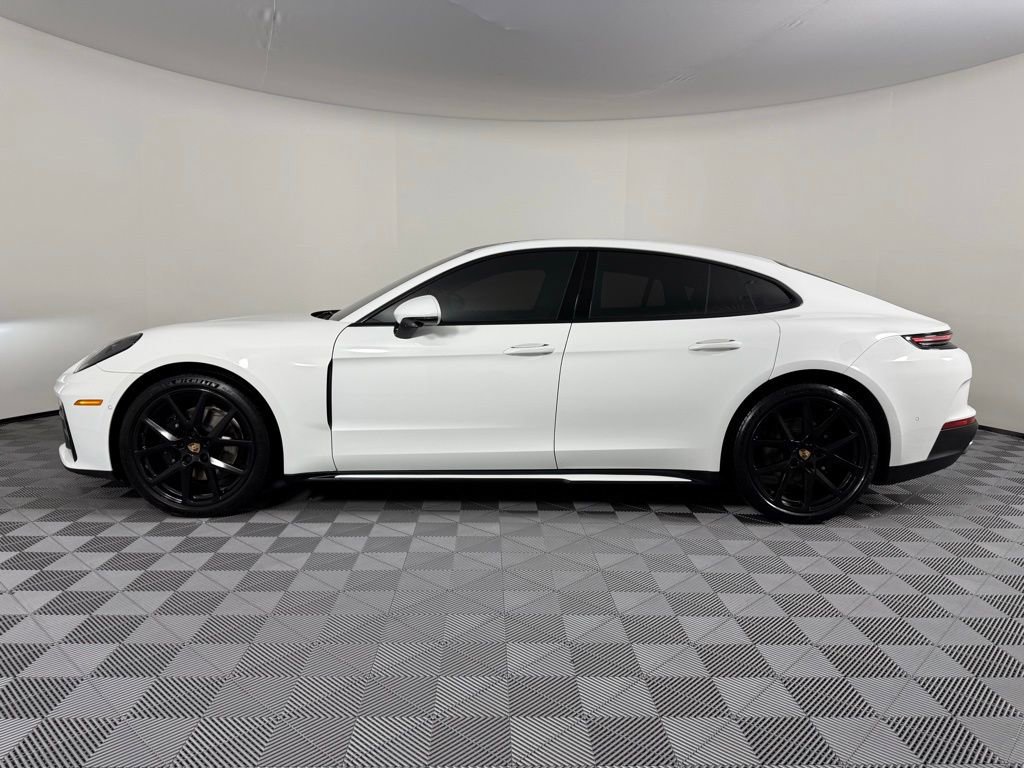 Certified 2025 Porsche Panamera 4 image 2