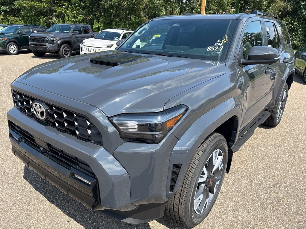 Used 2026 Toyota 4Runner TRD Sport Premium AWD/4WD image 2