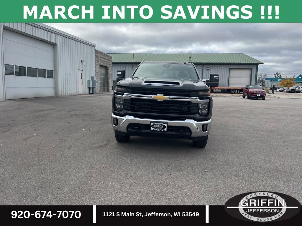 Used 2025 Chevrolet Silverado 2500 LT w/ Safety Package image 4
