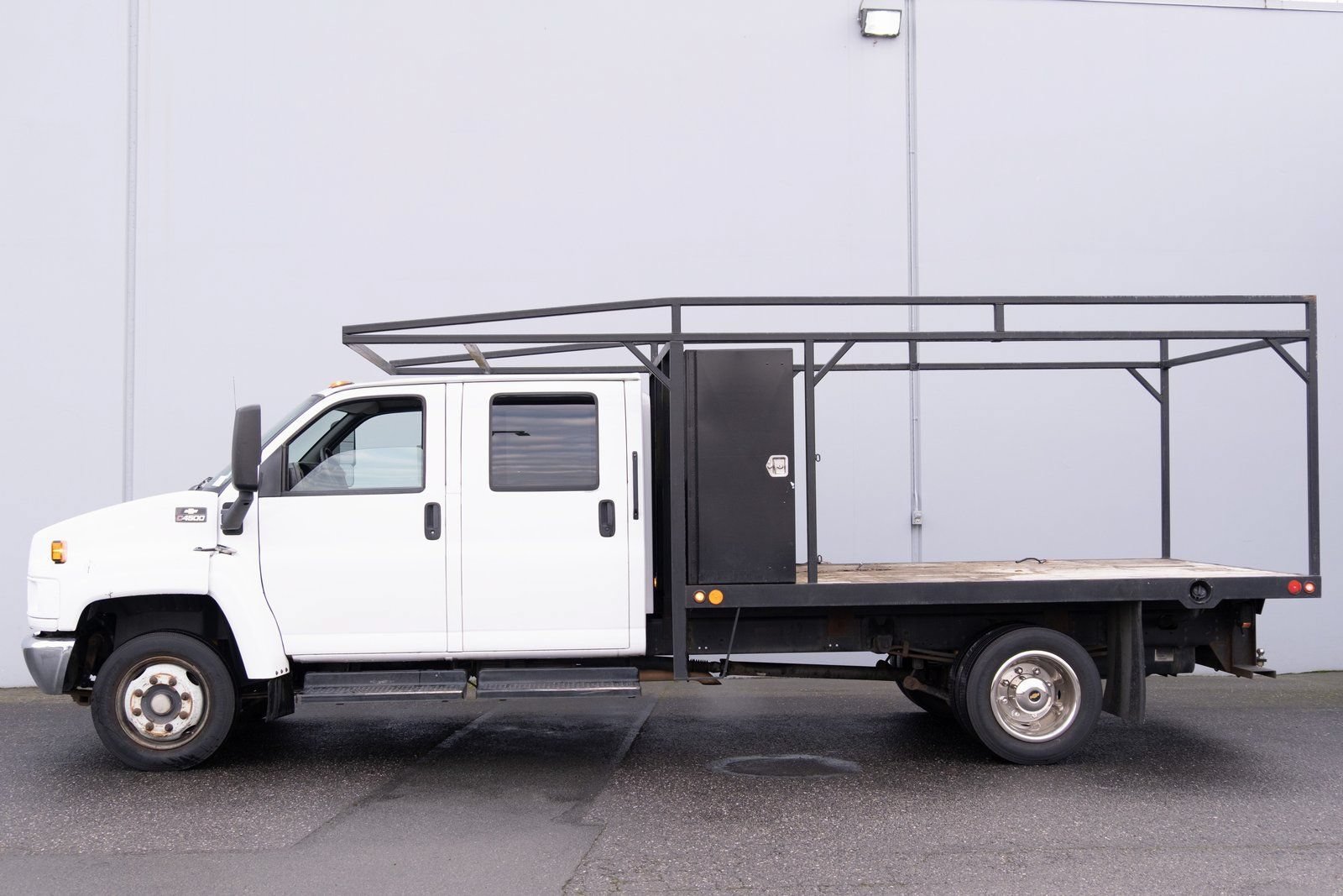 Used 2008 Chevrolet Kodiak C4500 2WD Crew Cab image 16