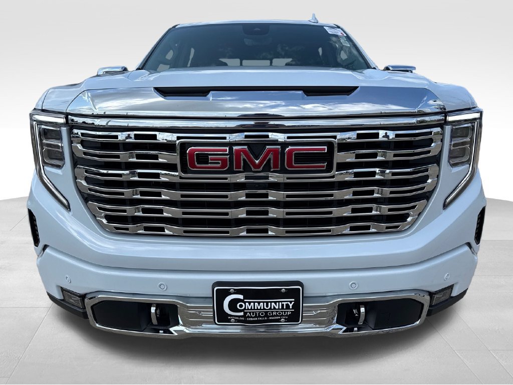 New 2026 GMC Sierra 1500 Denali AWD/4WD image 2