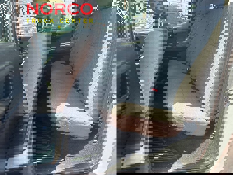 Used 2021 Toyota Tacoma SR5 w/ Blackout Package (TMS) image 17