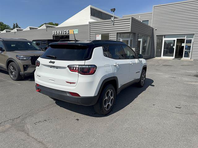 Used 2022 Jeep Compass Trailhawk AWD/4WD image 8