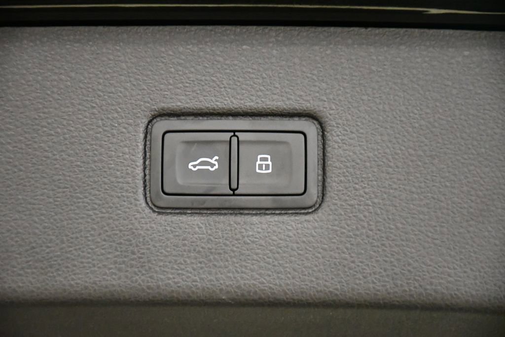 New 2026 Audi Q7 3.0T Premium Plus image 56