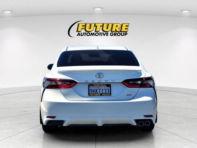 Used 2023 Toyota Camry SE w/ Convenience Package FWD image 6