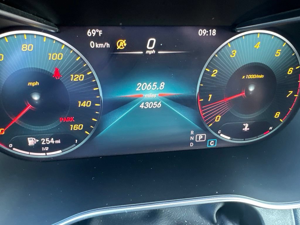 Used 2020 Mercedes-Benz C 300 Coupe image 10