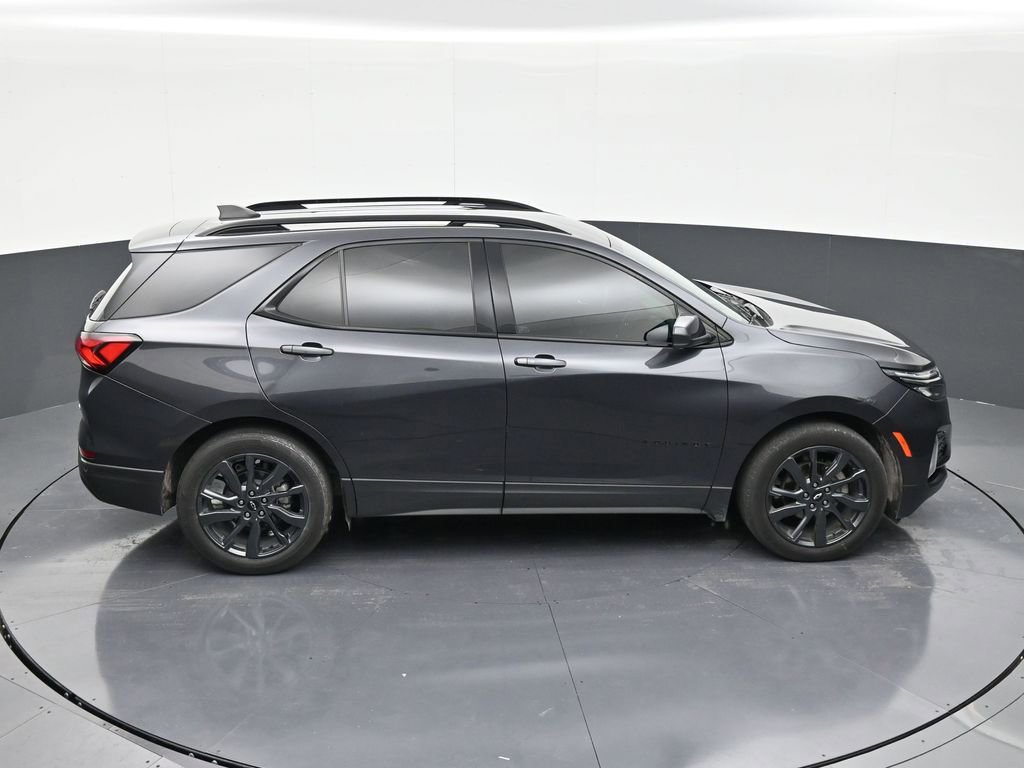 Used 2022 Chevrolet Equinox RS image 17