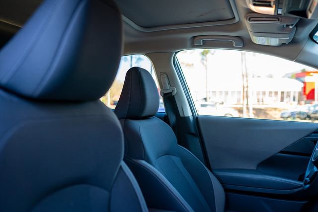 Certified 2025 Subaru Crosstrek 2.0i Premium image 9