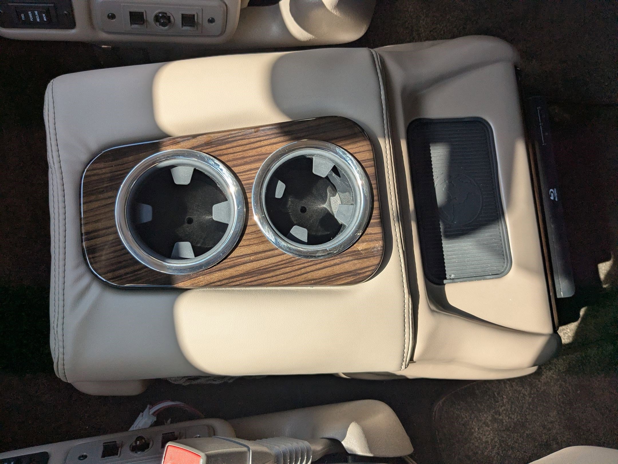 New 2026 Chevrolet Express 2500 Extended w/ Driver Convenience Package image 27