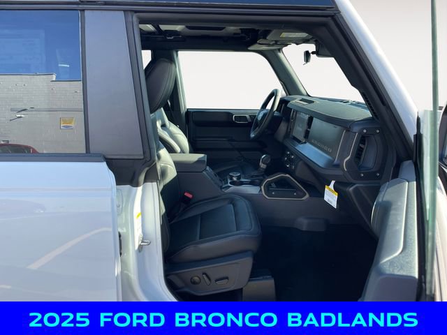 New 2025 Ford Bronco Badlands image 15