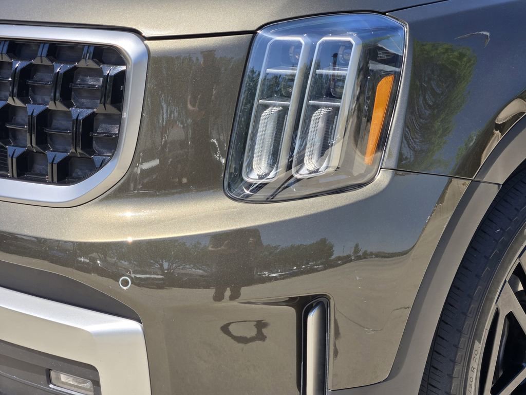 Used 2023 Kia Telluride SX X-Line AWD/4WD image 15