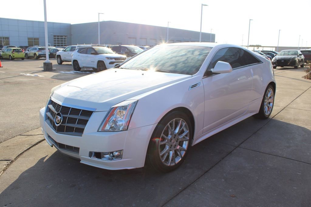 Used 2011 Cadillac CTS Premium image 3