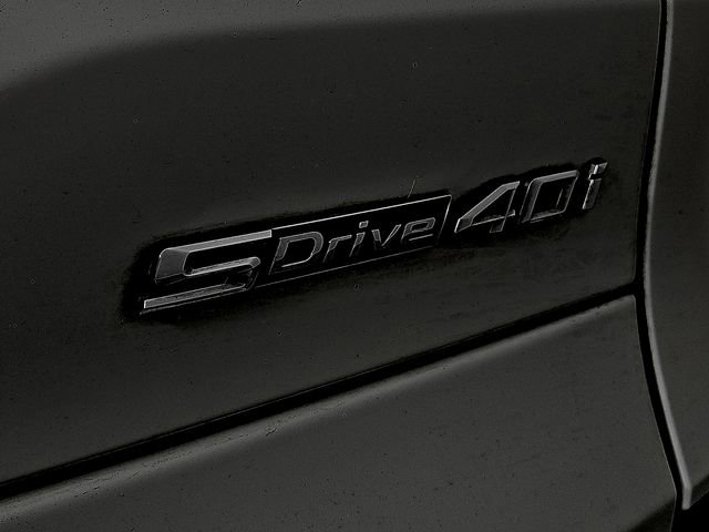 Used 2022 BMW X5 sDrive40i w/ M Sport Package RWD image 35