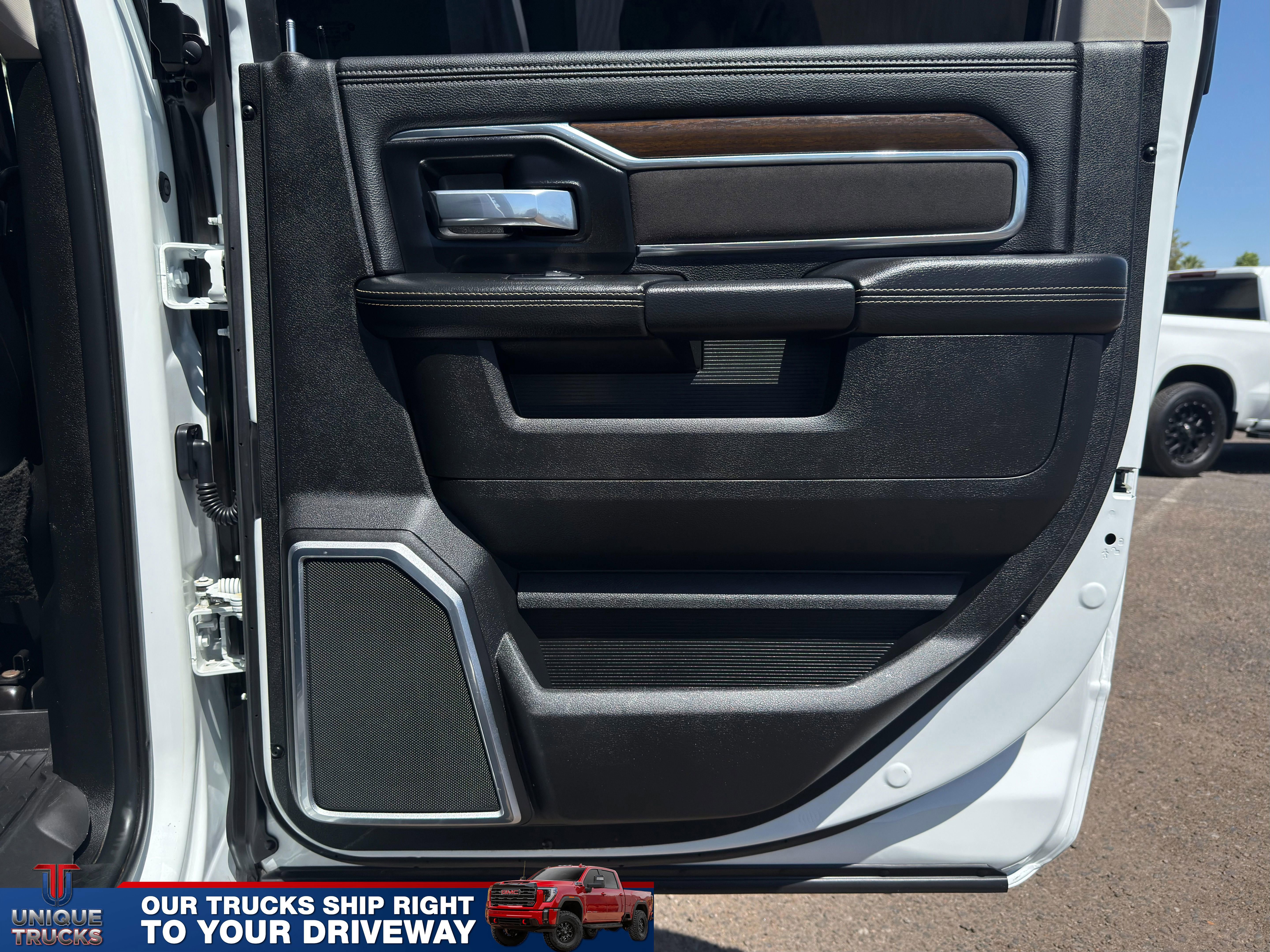 Used 2024 RAM 4500 Laramie AWD/4WD image 29