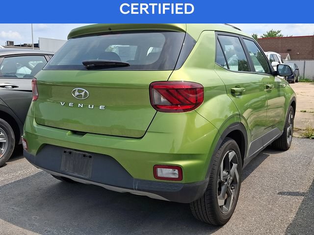 Used 2023 Hyundai Venue SEL w/ Cargo Package FWD image 6