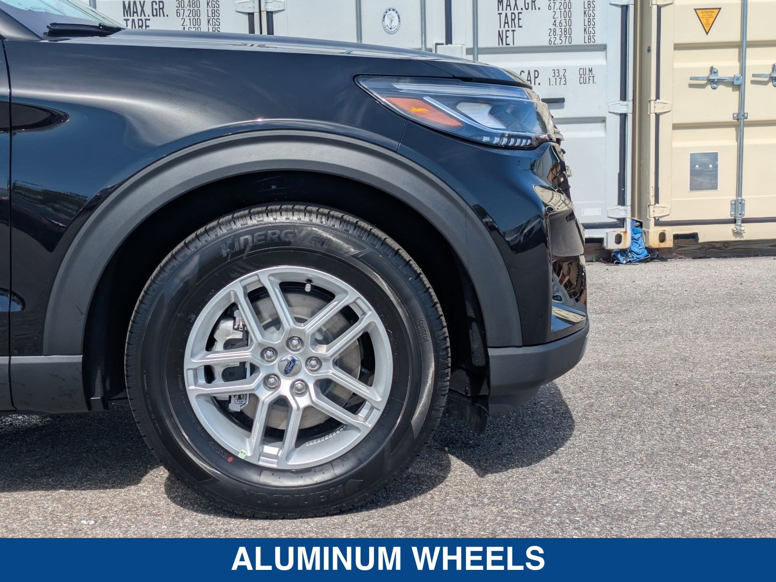 New 2026 Ford Explorer Active RWD image 13
