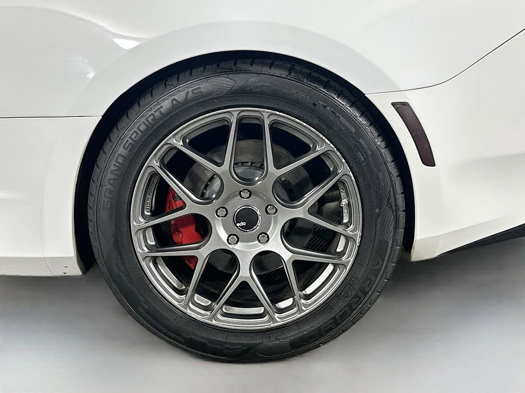 Used 2018 Chevrolet Camaro SS image 32