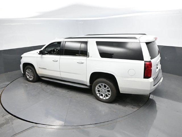 Used 2019 Chevrolet Suburban LT AWD/4WD image 34