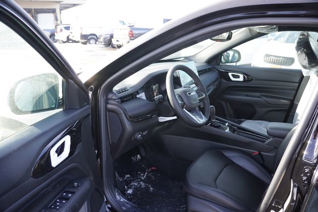 New 2026 Jeep Compass Limited image 10