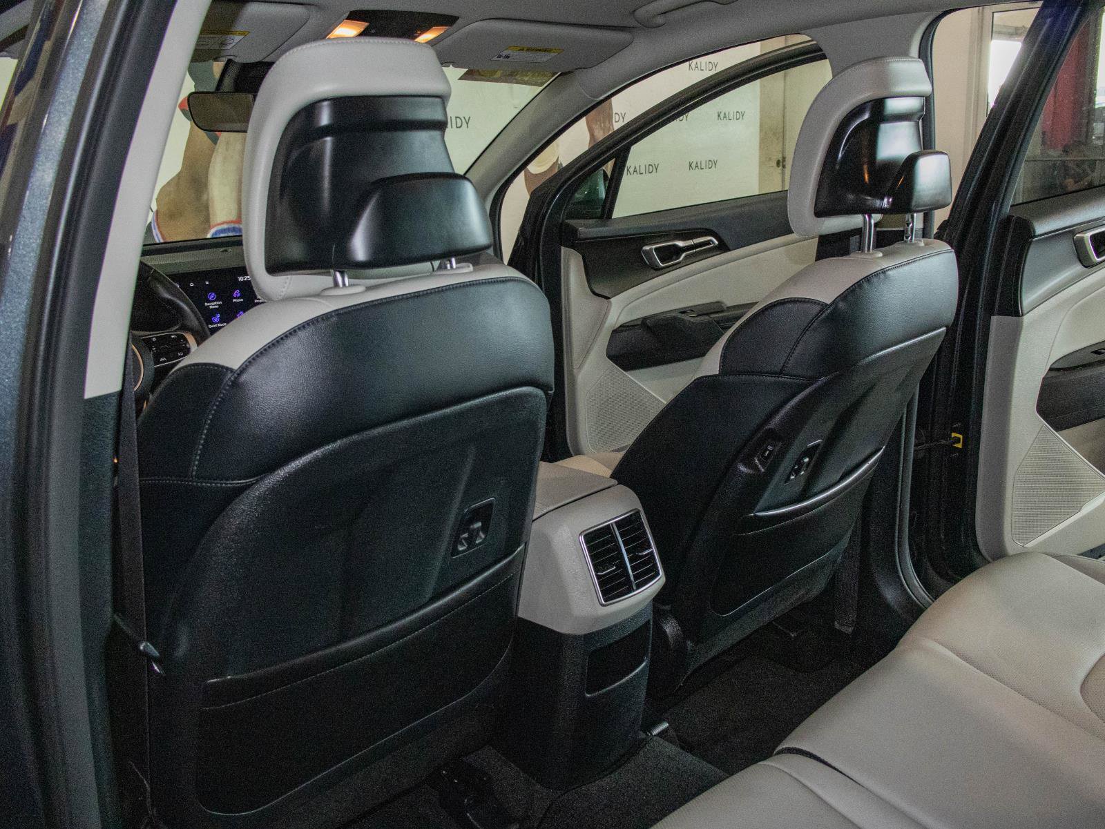 New 2025 Kia Sportage EX image 10