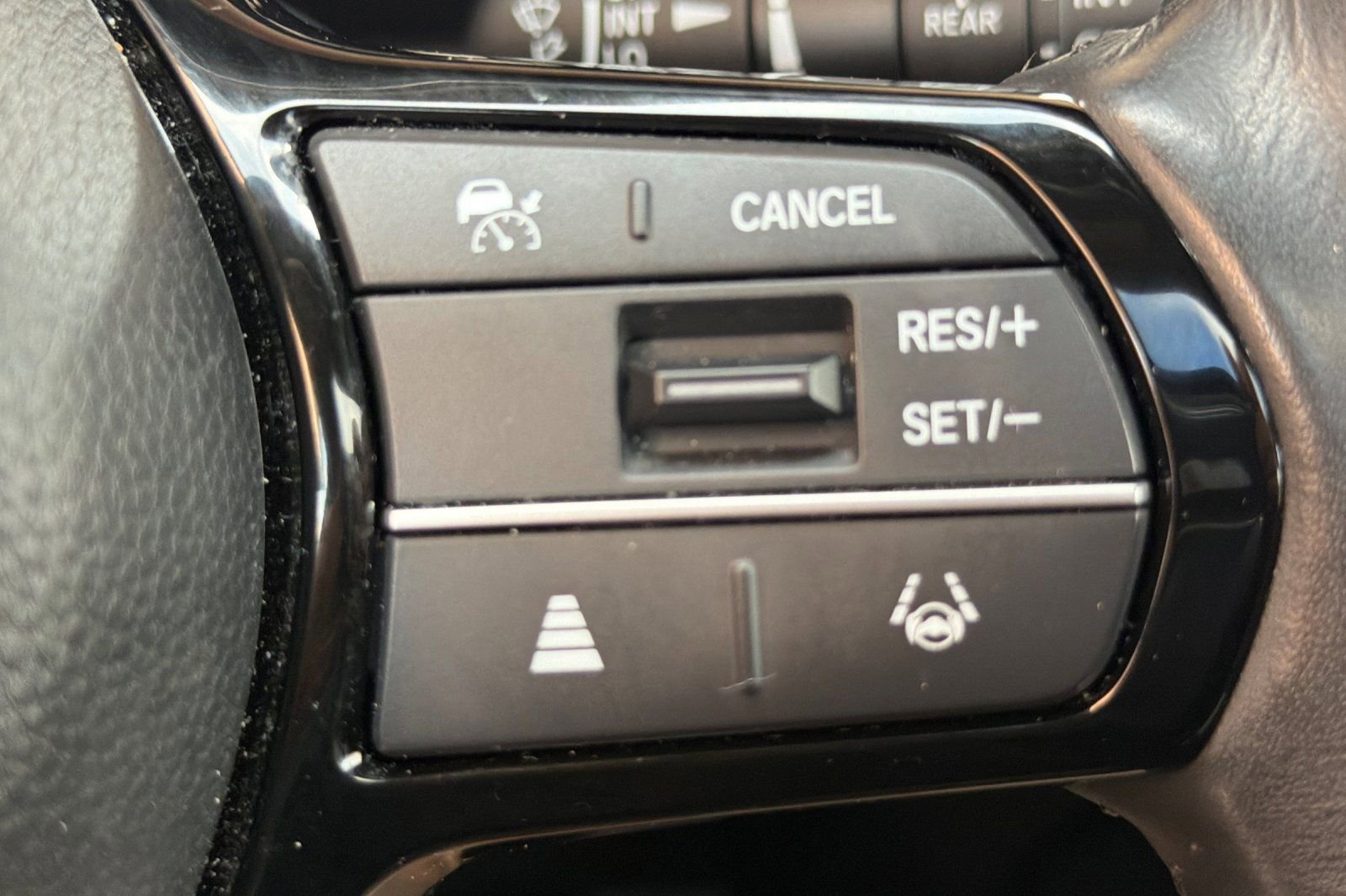 Used 2024 Honda CR-V EX-L image 33