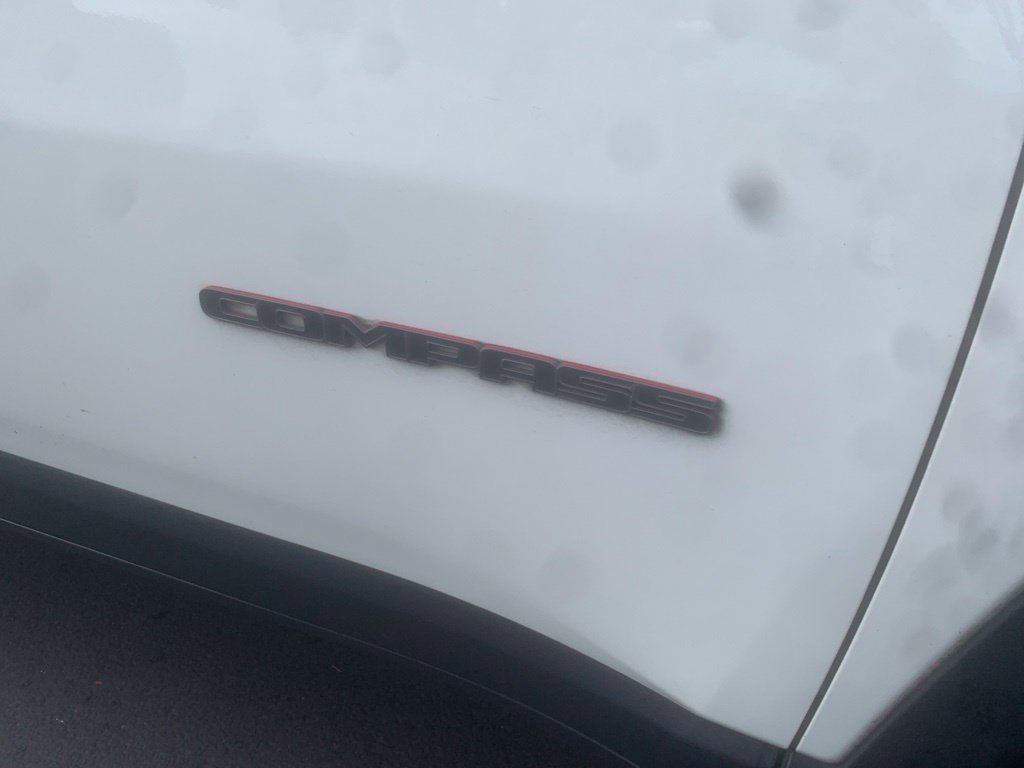 Used 2019 Jeep Compass Trailhawk AWD/4WD image 7