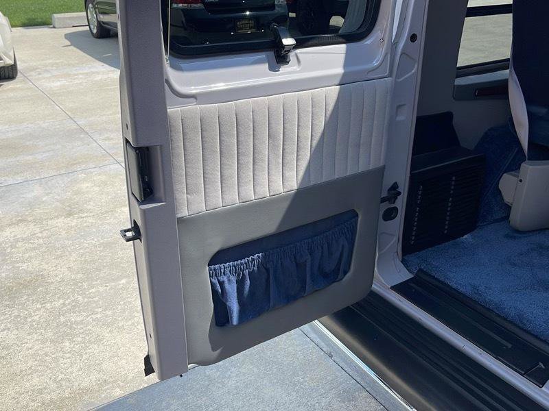 Used 1999 Dodge B1500 RWD image 44