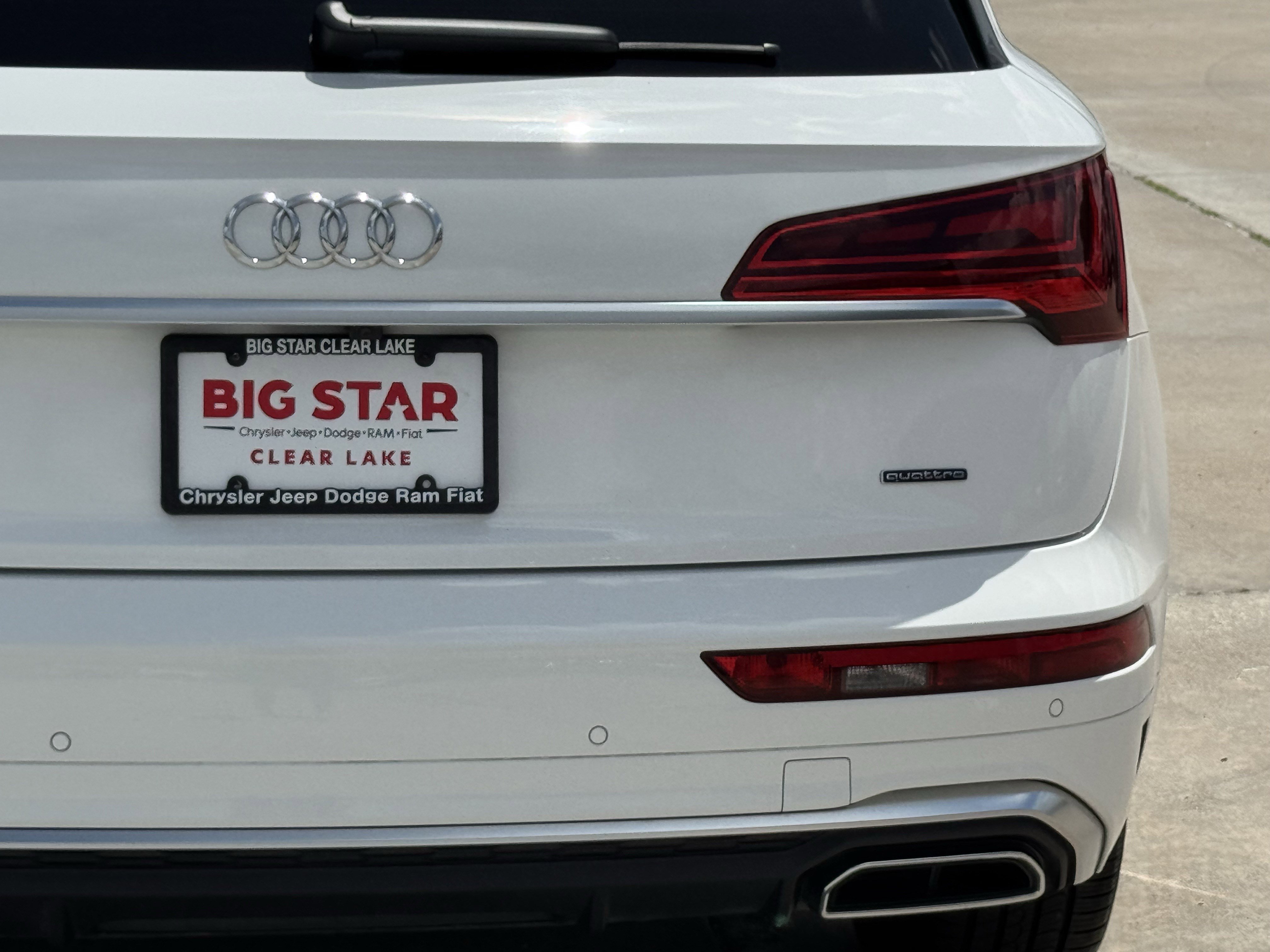 Used 2023 Audi Q5 2.0T Prestige w/ Prestige Package image 10