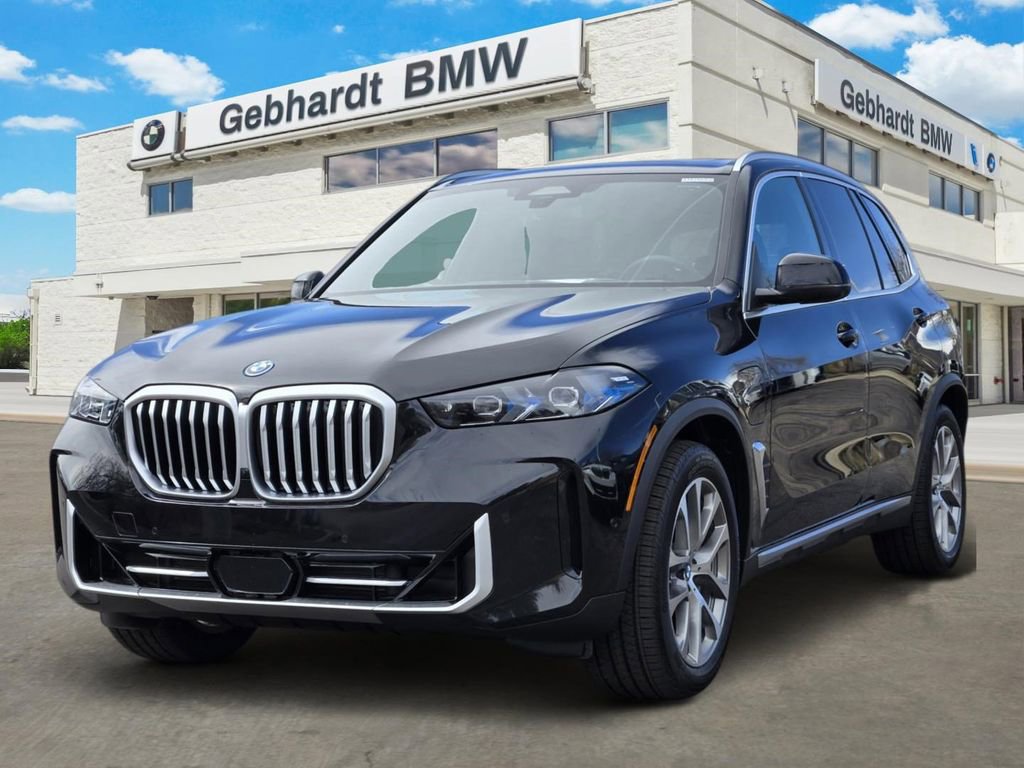 New 2026 BMW X5 xDrive50e w/ Parking Assistance Package image 3