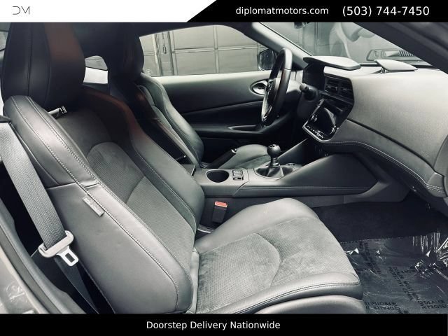 Used 2024 Nissan Z Performance w/ Floor Mat Package RWD image 20