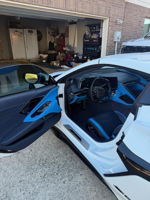Used 2025 Chevrolet Corvette Z06 w/ Stealth Interior Trim Package RWD image 5
