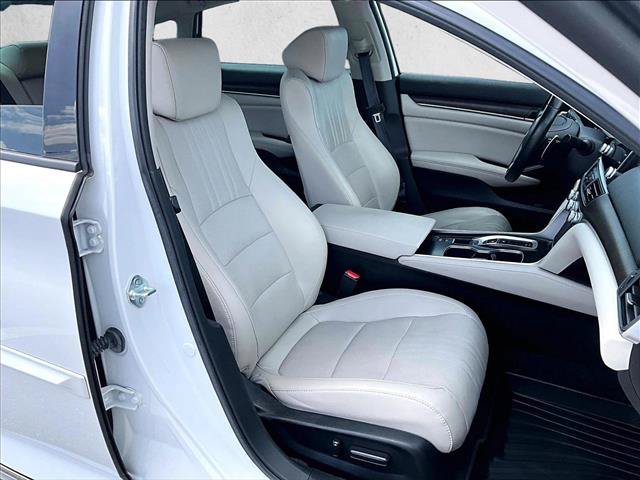 Used 2021 Honda Accord Touring image 9