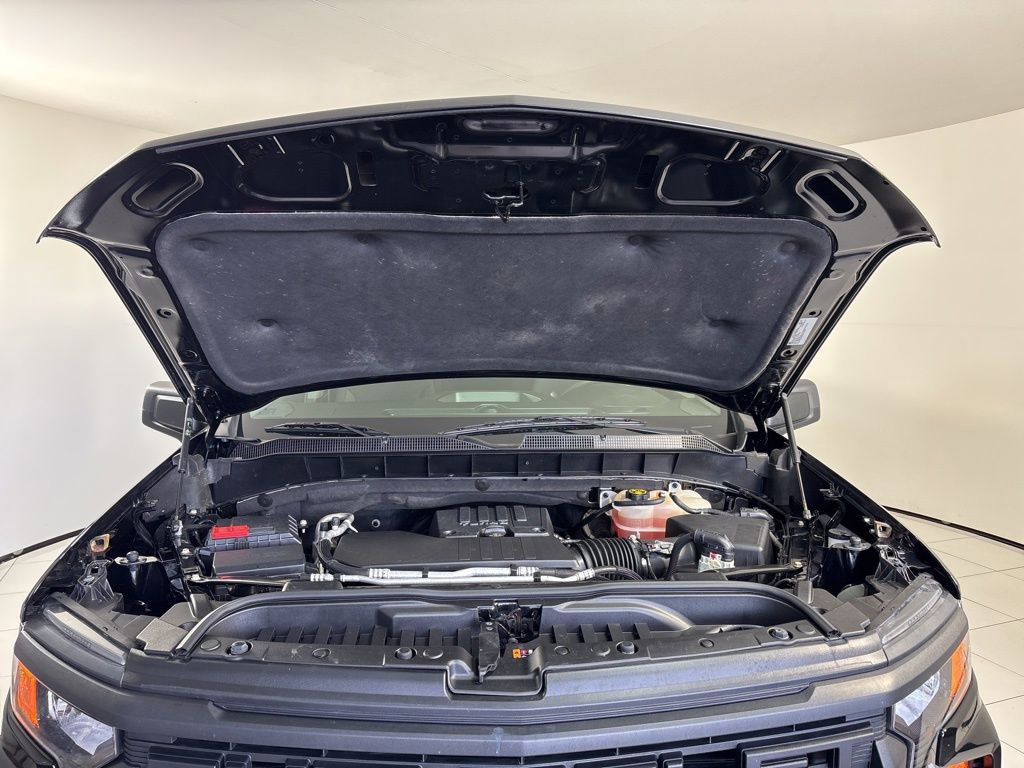 Used 2024 Chevrolet Silverado 1500 Custom w/ Turbomax Blackout Package image 11