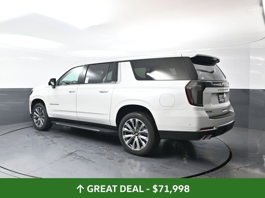 Used 2025 Chevrolet Suburban High Country AWD/4WD image 12