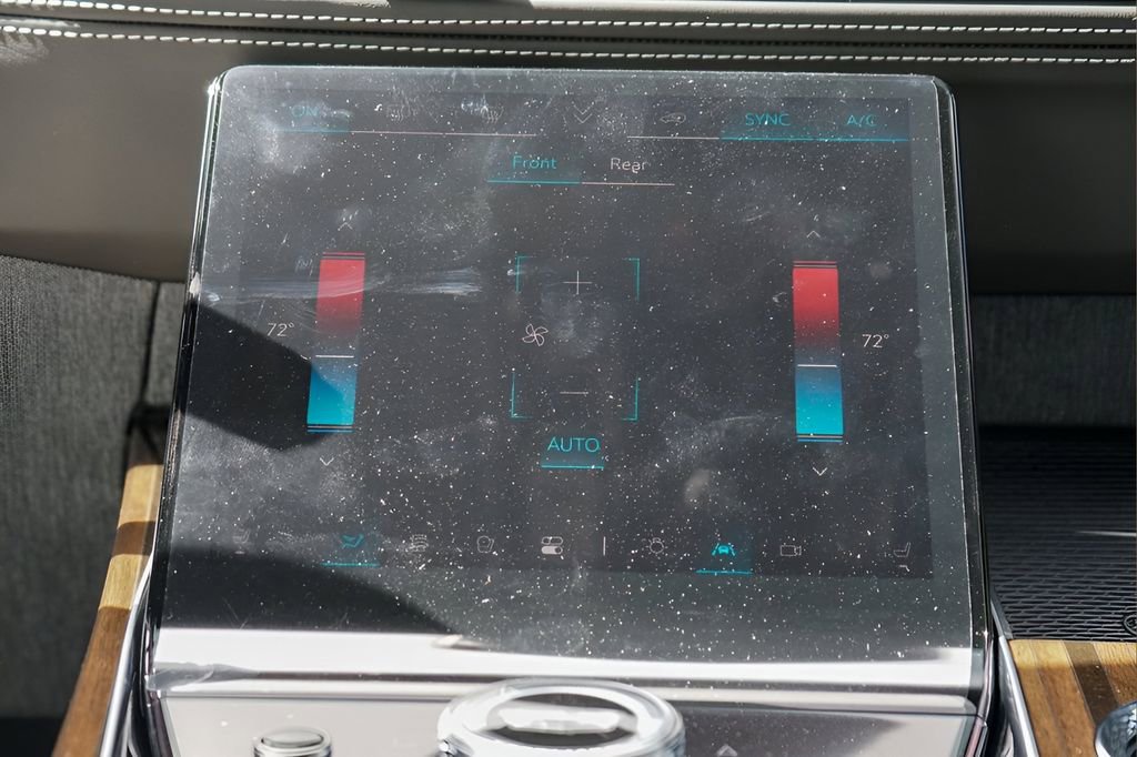 New 2026 Cadillac Escalade Platinum Sport w/ LPO, ONYX Package image 21