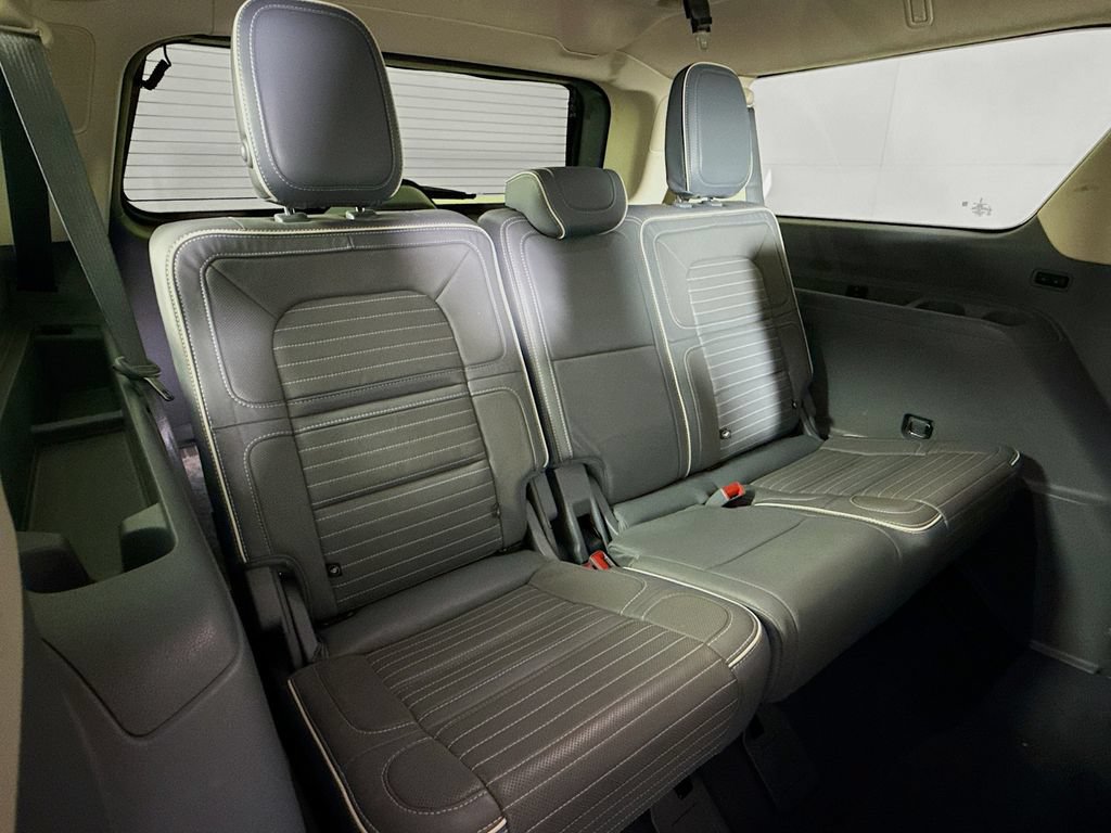 Used 2023 Lincoln Navigator L Black Label AWD/4WD image 29