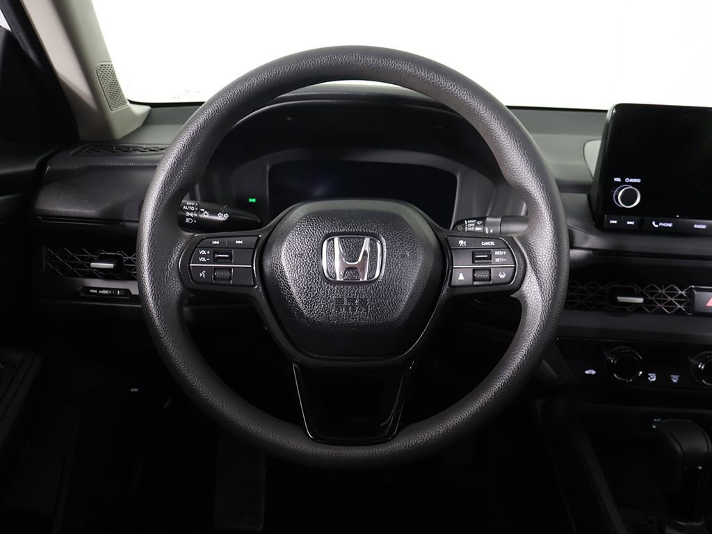 Certified 2025 Honda Accord SE image 39